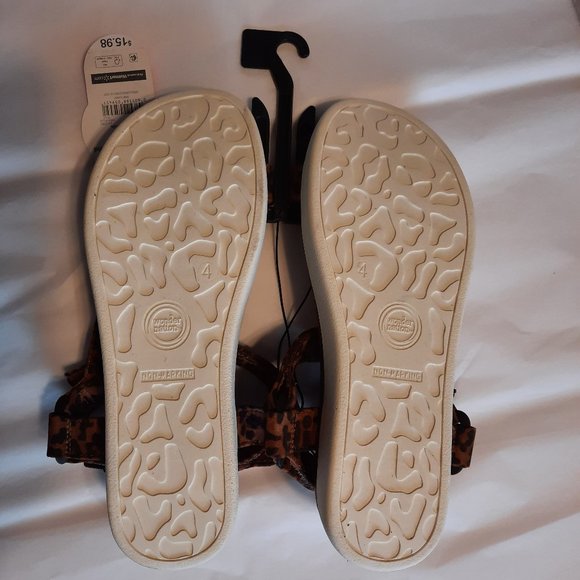 Wonder Nation Girls Bow Flatform Sandal Size 4 Leopard Comfortable Adjustable - Picture 3 of 3